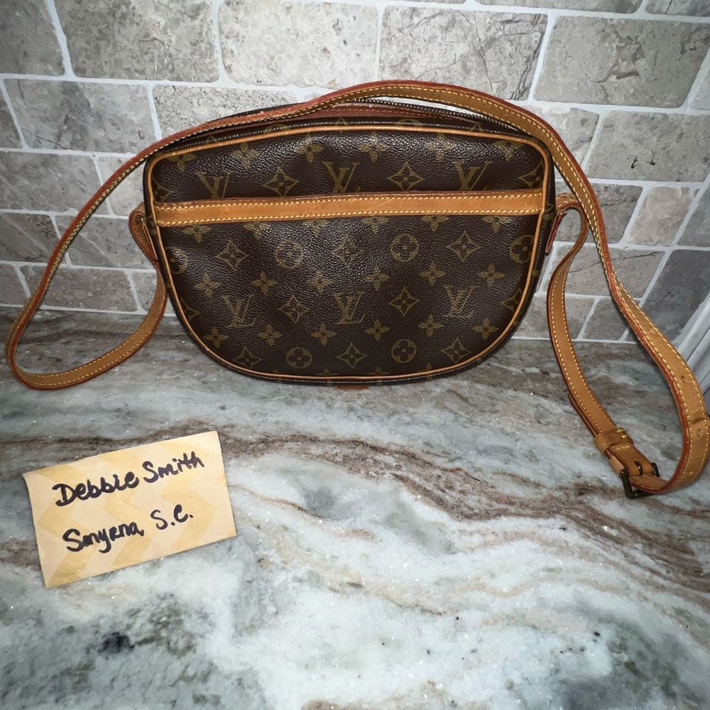 LV Authentic Jeunefille MM Year 1990